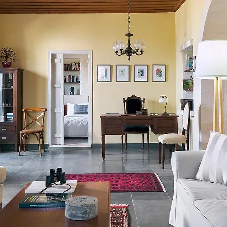 Philyra Villa *