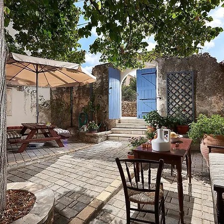 Villa Philyra *