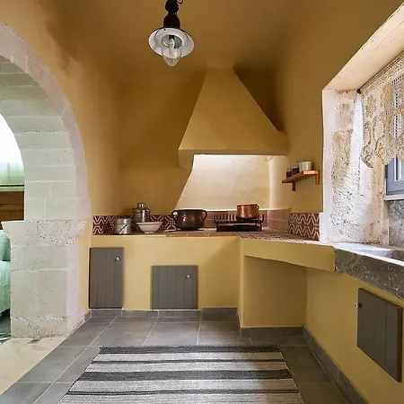 Philyra Villa *